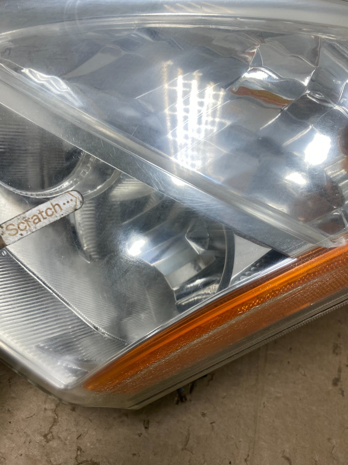 2008 to 2013 Nissan Rogue Left Driver LH Halogen Headlight W9226 DW4
