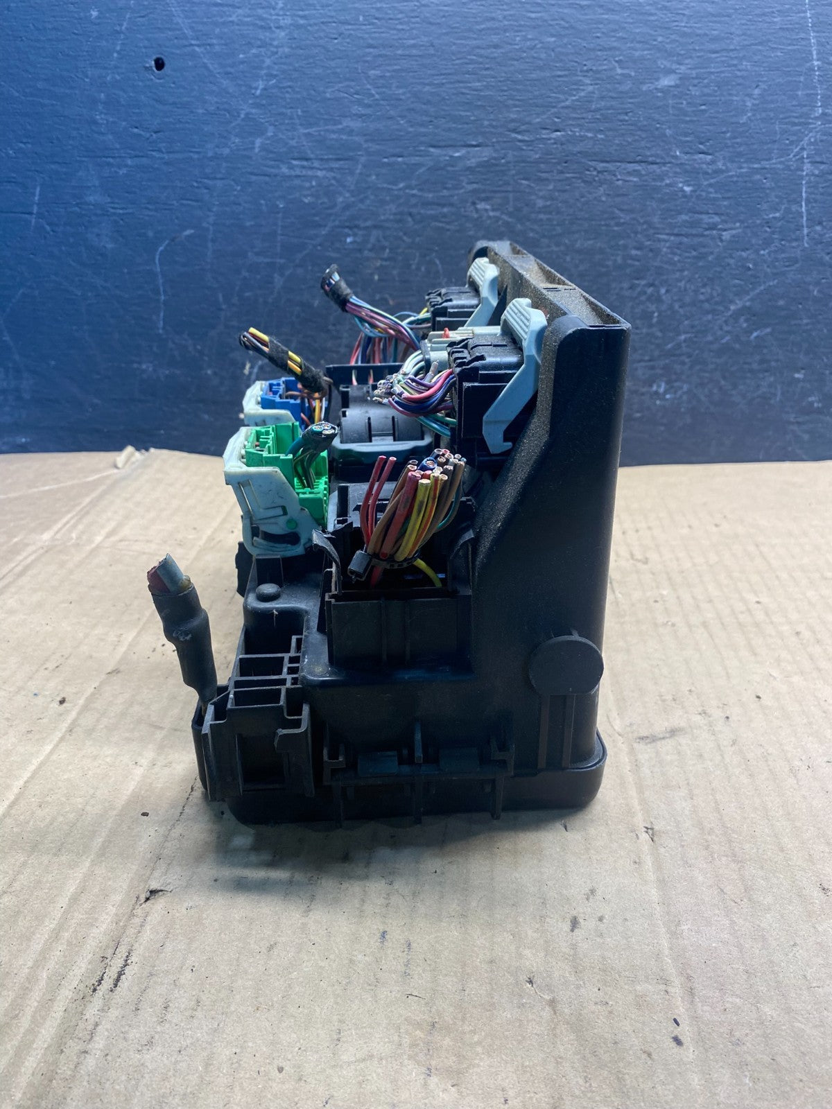 2009 Dodge Ram 1500 Totally Integrated Power Module Fuse Box ae2205 DG3