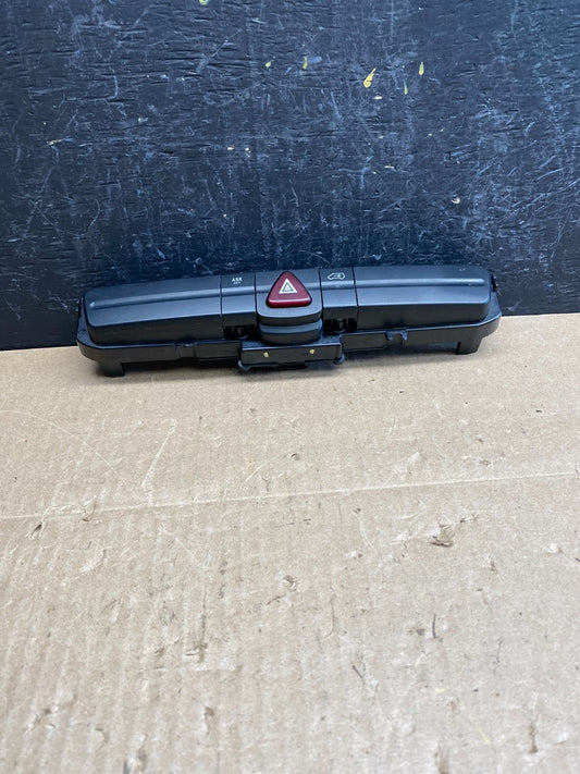 2006-2011 Mercedes Dodge Sprinter Center Hazard Door Lock Unlock Switch AC6419 D0