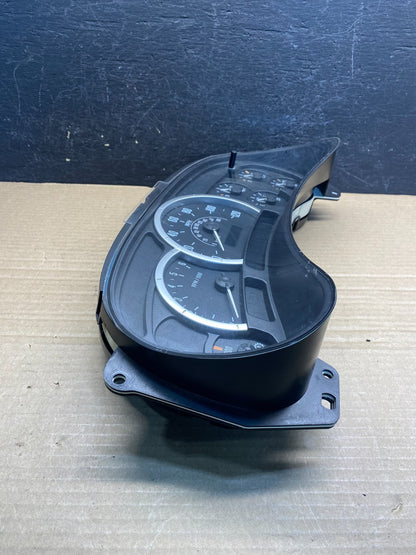 2003 to 2006 Cadillac Escalade Instrument Speedometer Cluster Gauge AF3832 DW1