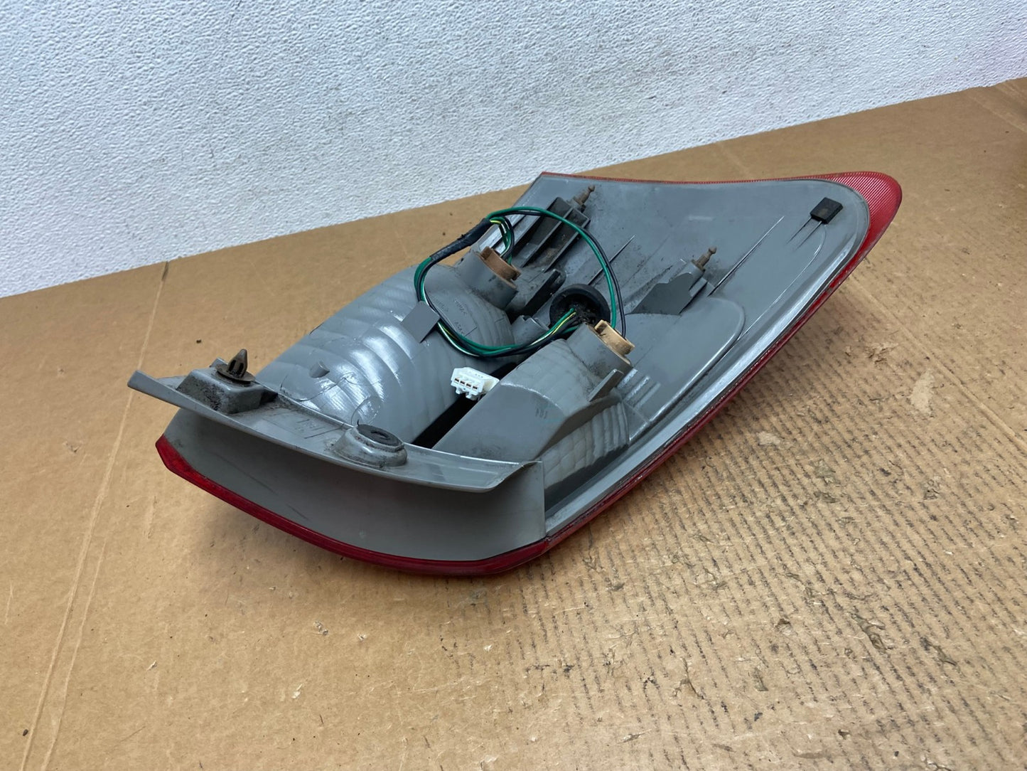 2008 to 2015 Nissan Rogue Right Passenger Rh Side Tail Light AE1576 LK3