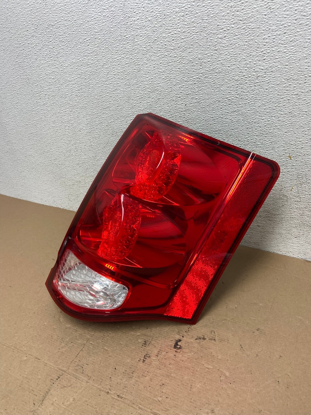 2011 - 2018 Dodge Grand Caravan Right Passenger RH Tail Light Led AF4555 LK1