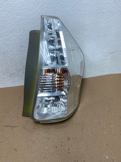 2012 2013 2014 Toyota Prius V LED Right Passenger RH Tail Light AD6537 LK0