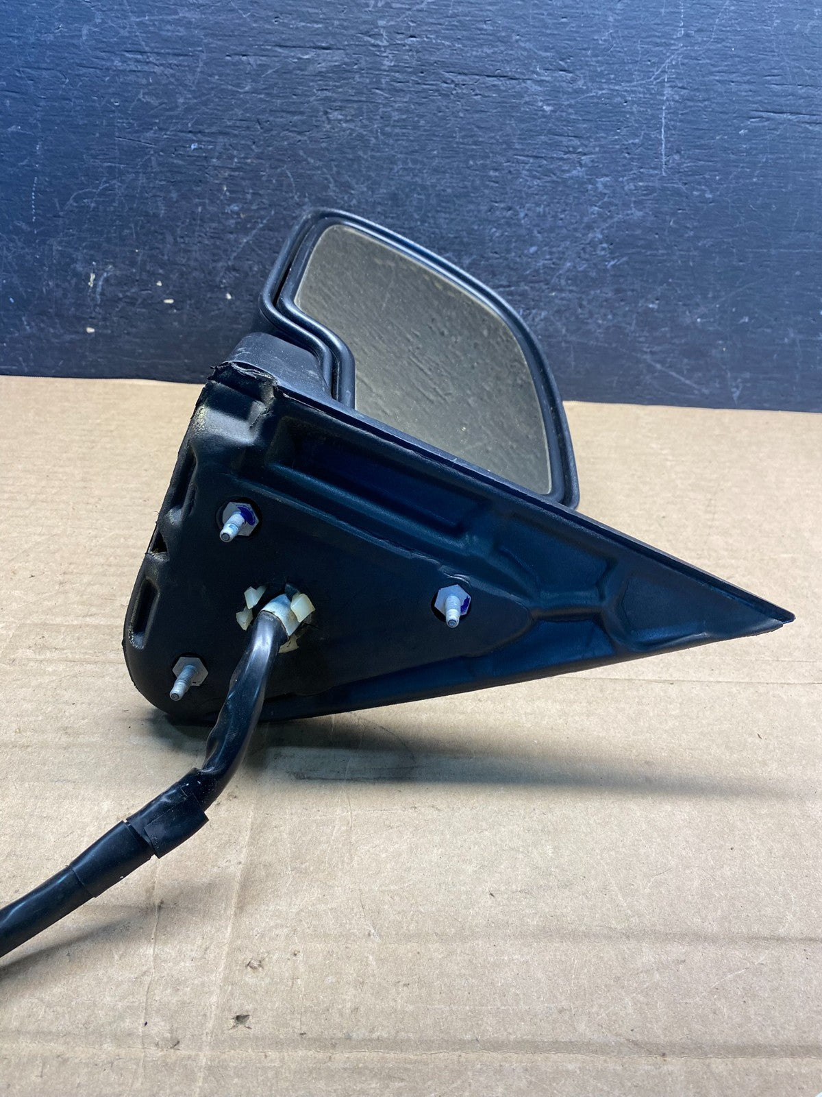2003-2006 Chevrolet Tahoe Suburban Left Driver LH Turn Door Mirror AE8276 DW4