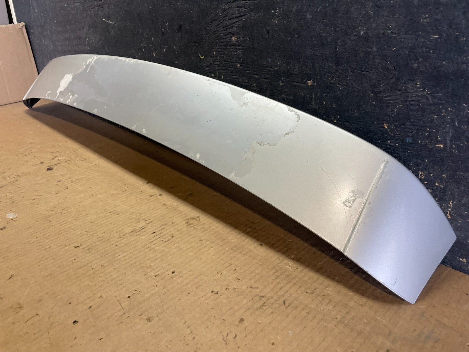 2007 - 2009 AUDI Q7 Rear Tailgate Spoiler W/ 3RD Third Brake Light OEM aa5964 DG1
