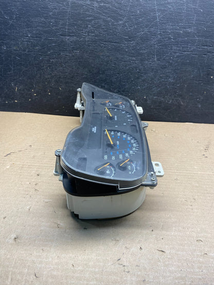 2001 2002 2003 Dodge Durango Speedometer Instrument Cluster Gauge AH9779 DW2