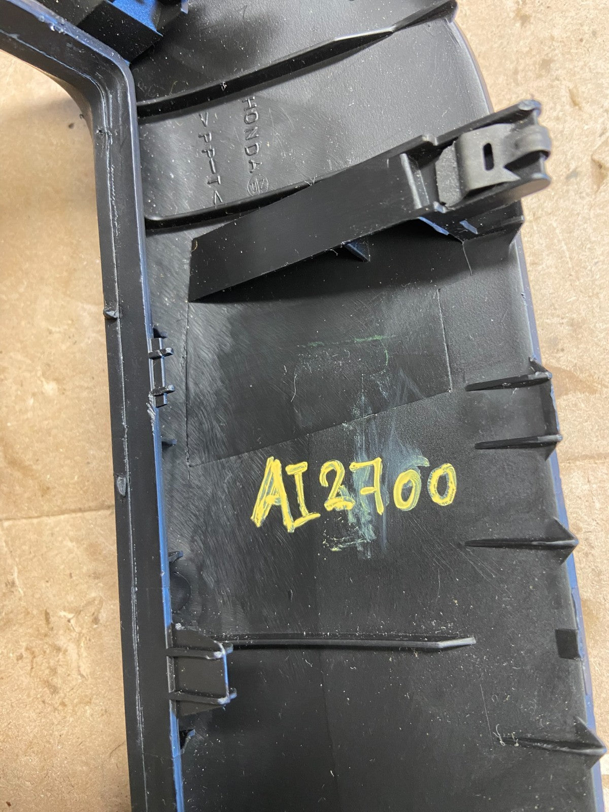 2002-2006 Honda CR-V CRV Center Dash Radio Screen Display Trim Bezel AI2700 DG5