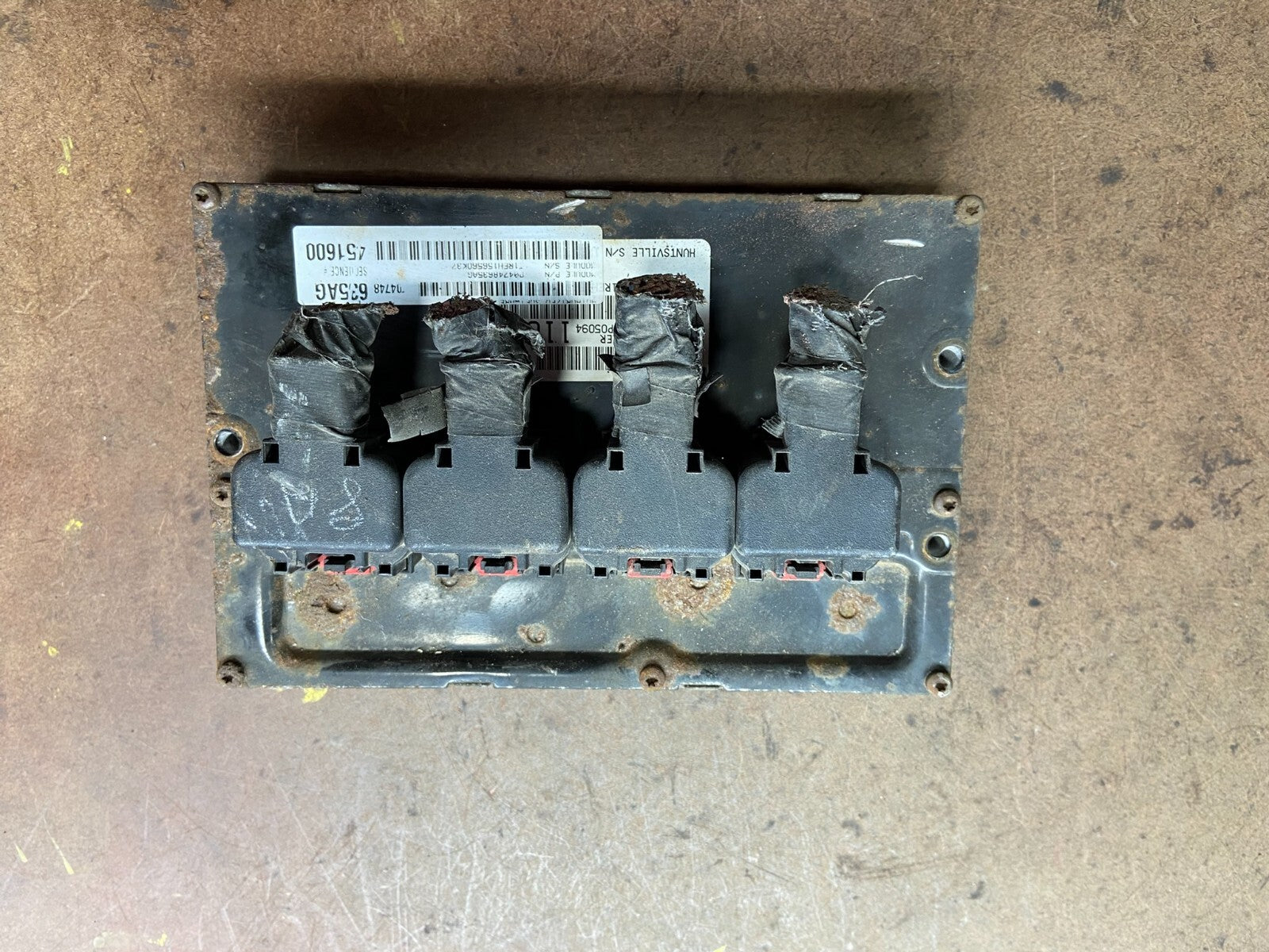 2004 Dodge Caravan 3.8L Engine Computer Module ECU ECM OEM H8779 DG10