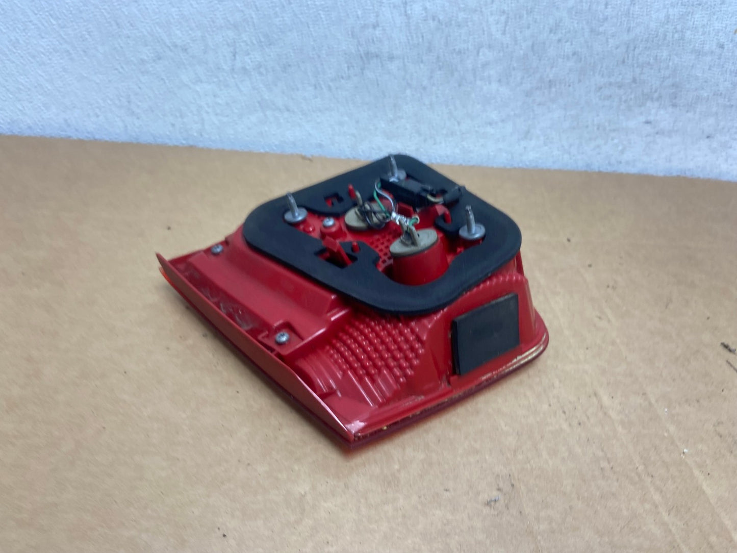 2013-2016 Chevrolet Malibu Right Passenger Rh Inner Tail Light AD5310 LK4