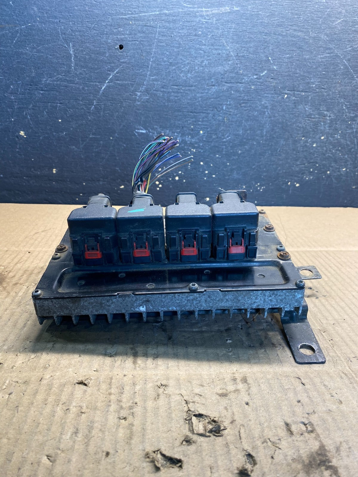 2005 Dodge Durango 4.7 Engine Contol Module Computer ECM ECU OEM  AA7433 DG1