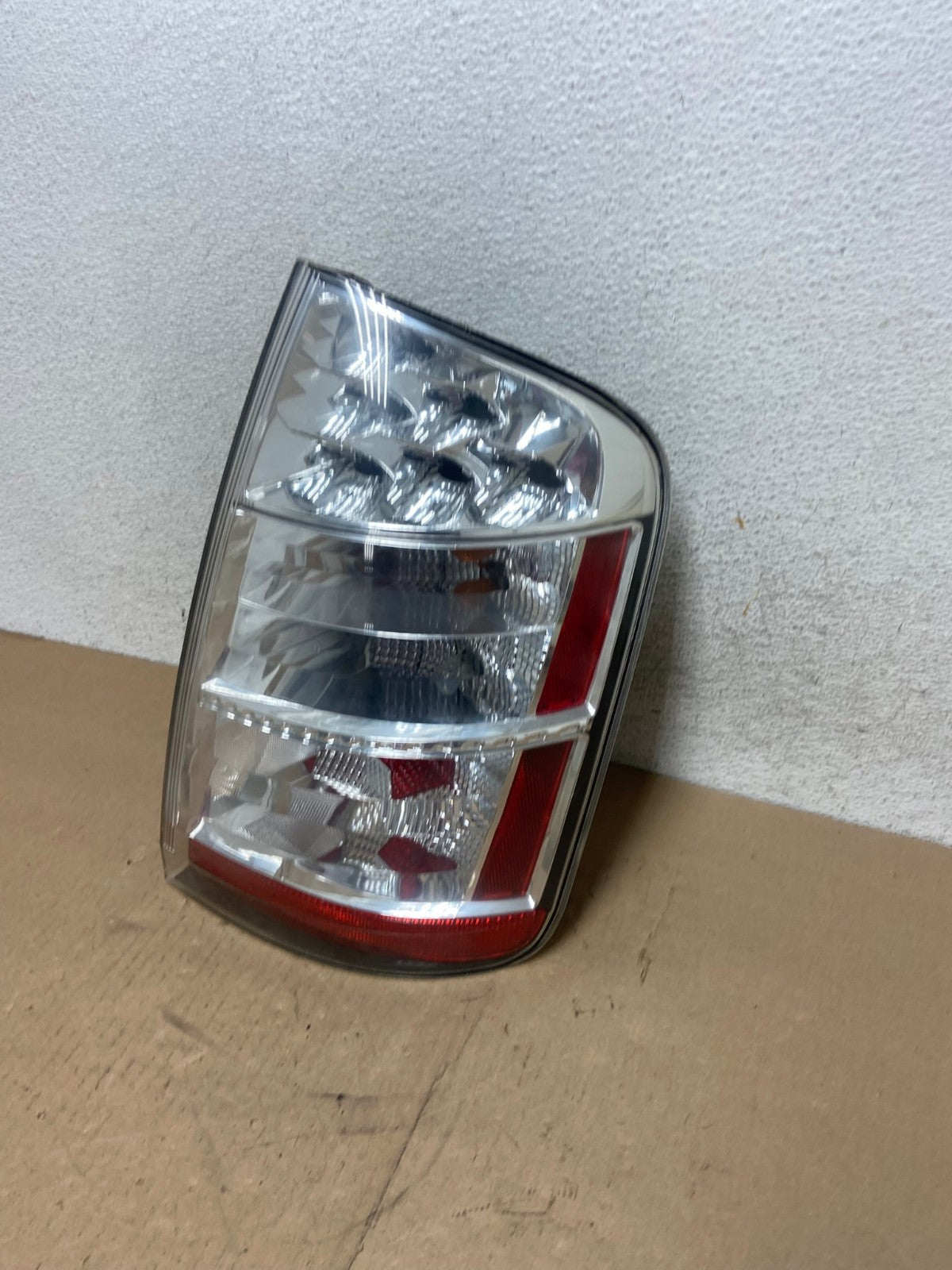 2006 2007 2008 2009 Toyota Prius Tail Light Right Passenger Side AG4633 LK1