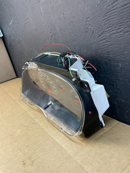 1999 to 2000 Ford E150 E250 E350 VAN Gauge Speedometer Cluster AC4953 DG2