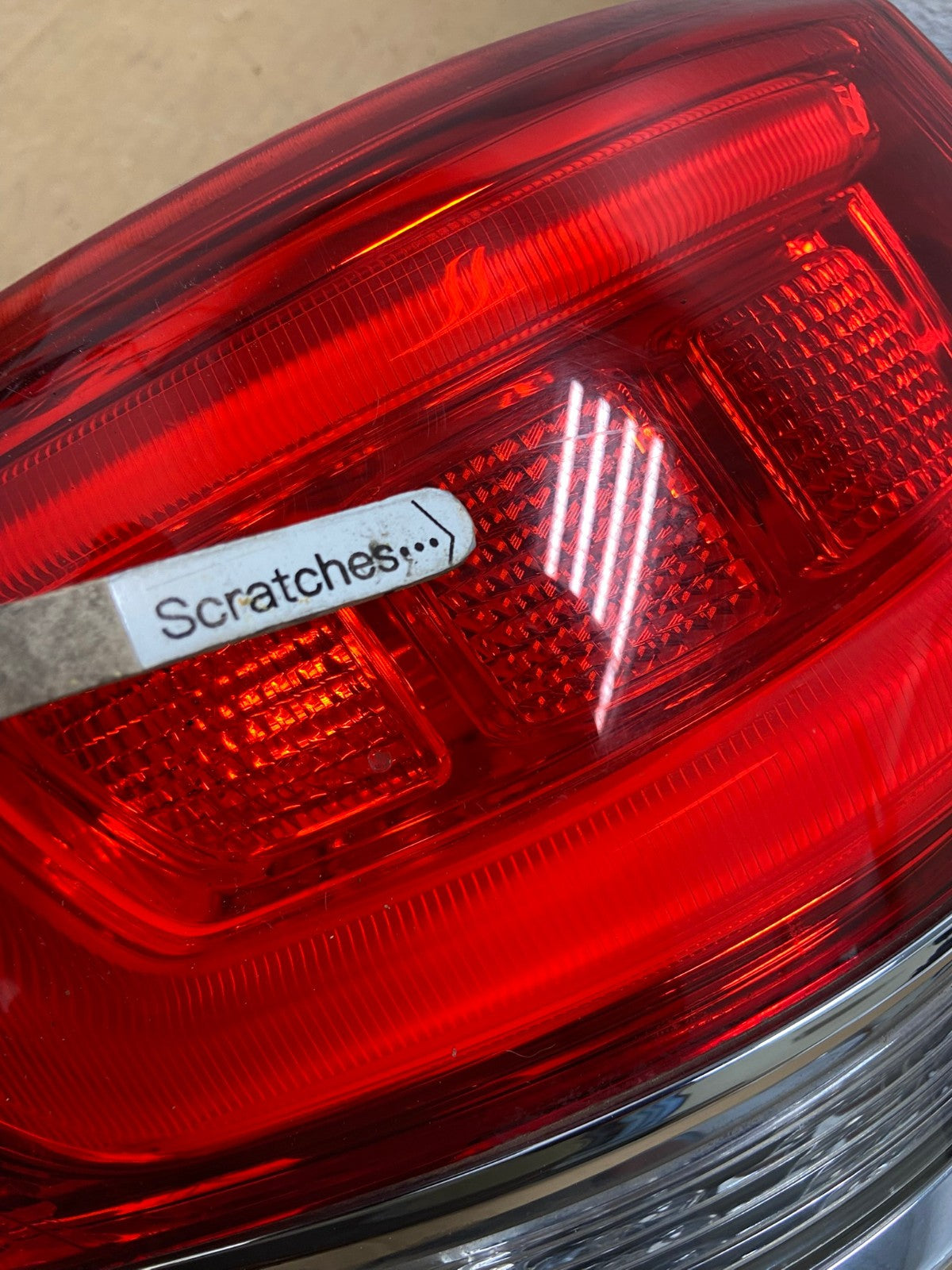 2014 - 2018 Jeep Grand Cherokee Left Driver LH Side Tail Light AD0839 LK3