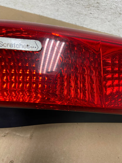 2005 to 2006 Honda Cr-v Crv Left Driver LH Tail Light AE7163 LK3