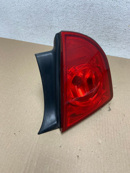 2008 2012 Chevrolet Malibu Right Passenger RH Side Tail Light AE6930 LK2