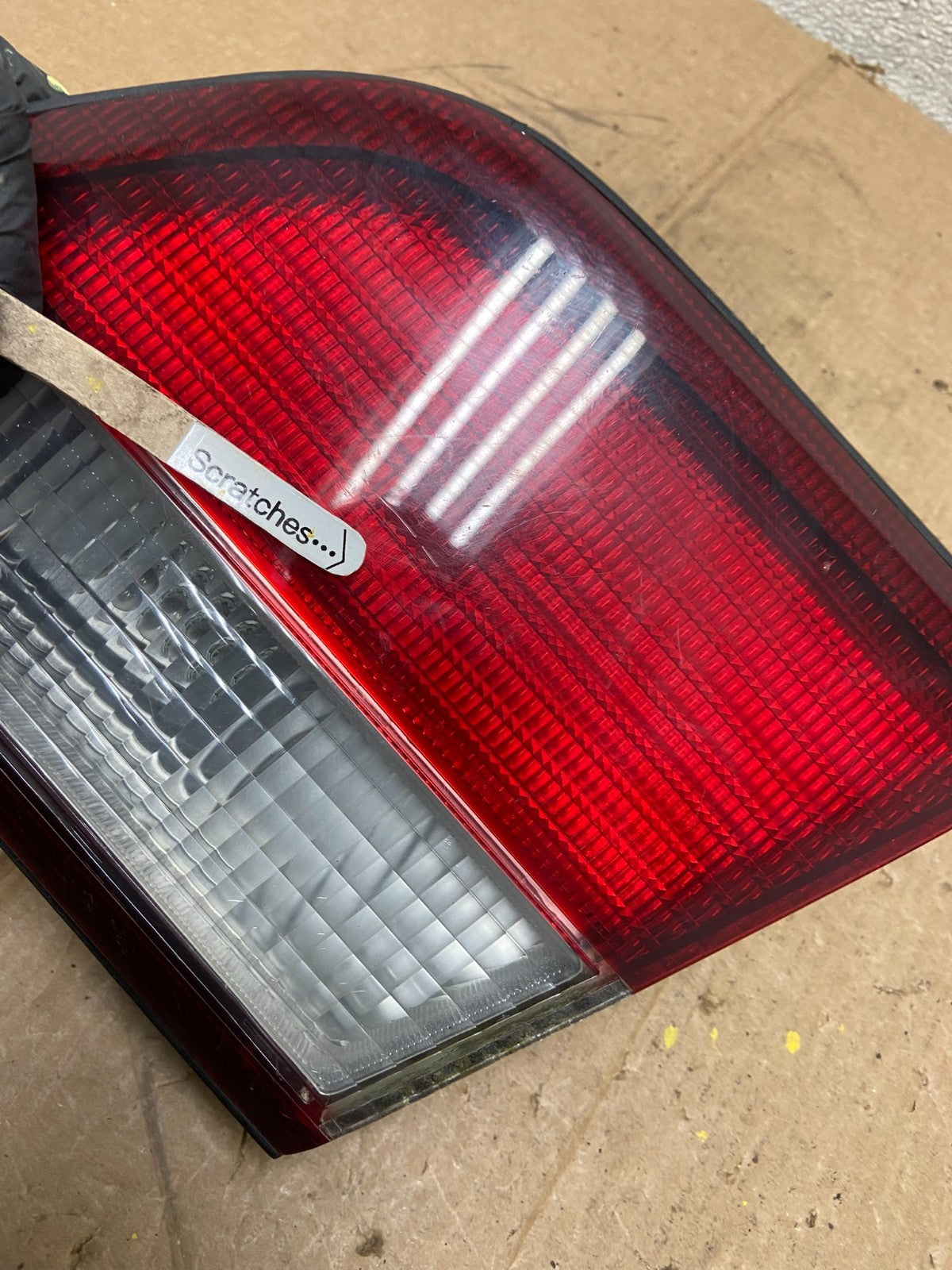 1997 1998 1999 Nissan Maxima Right Passenger RH Inner Tail Light Oem AA1457 PS3