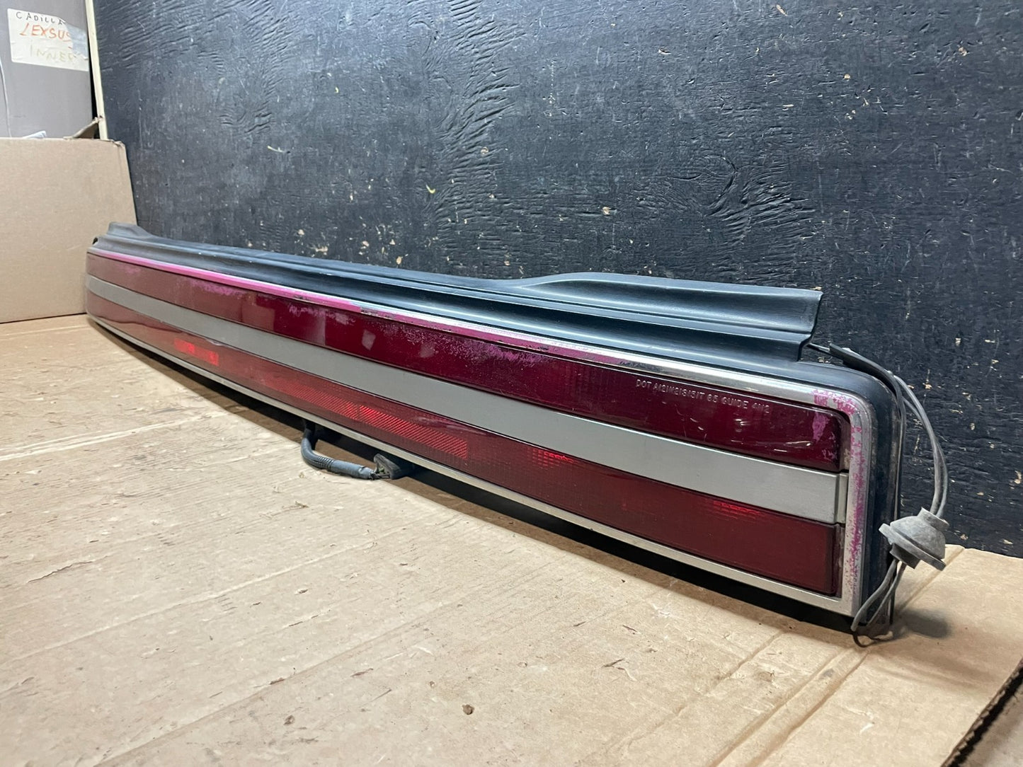 1986 to 1987 Buick Somerset Skylark Trunk Rear Center Tail Light Panel Z5859 PS1