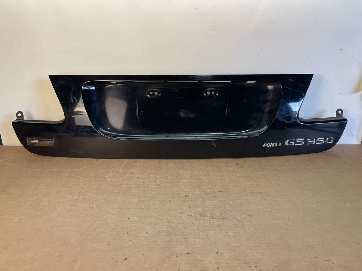 2007-2011 Lexus GS350 Trunk License Plate Trim Panel Cover 76801-30140 AG0935 DG0