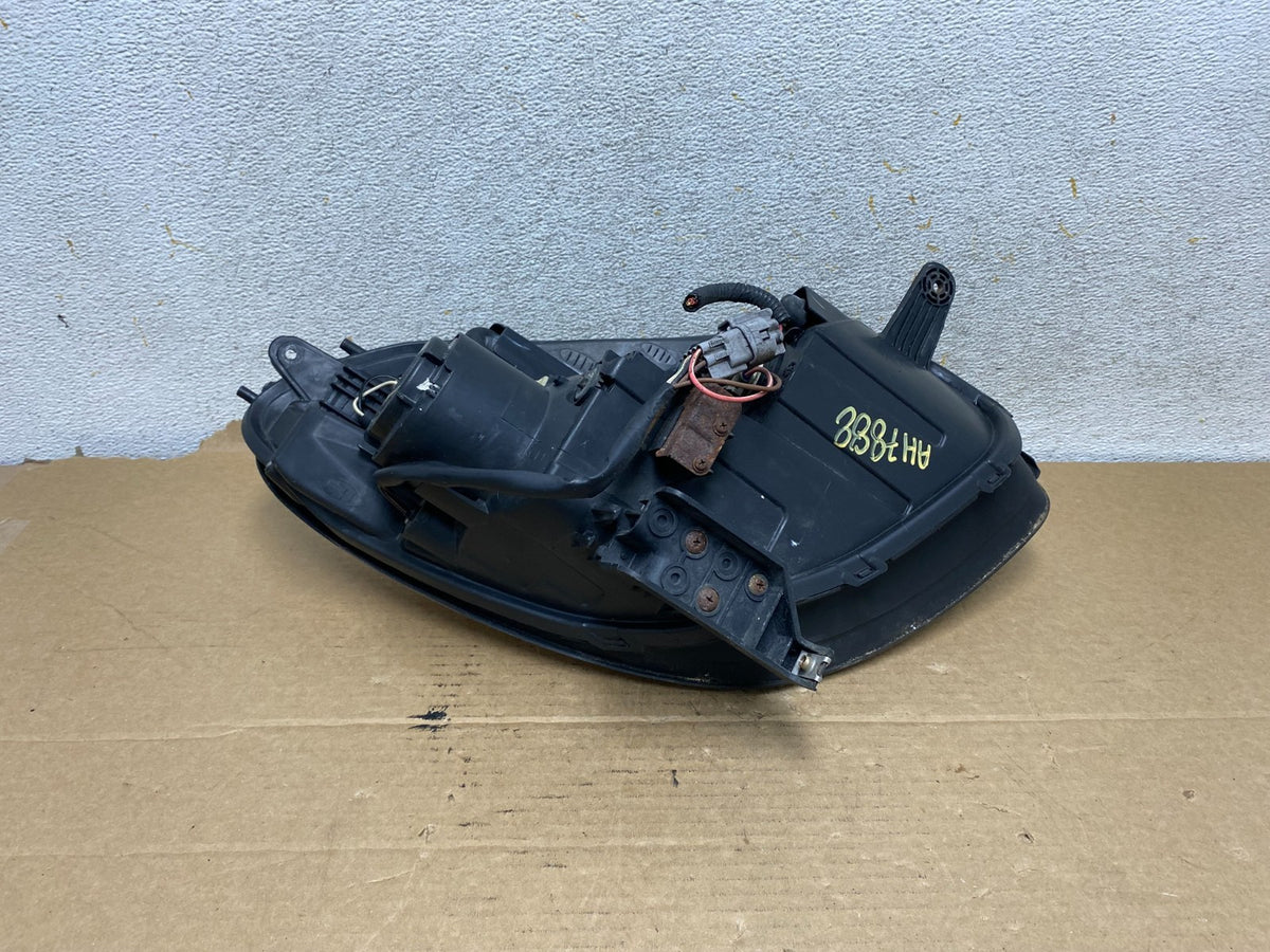 2006 - 2007 Subaru Tribeca B9 Left Driver LH Side Halogen Headlight AH78886