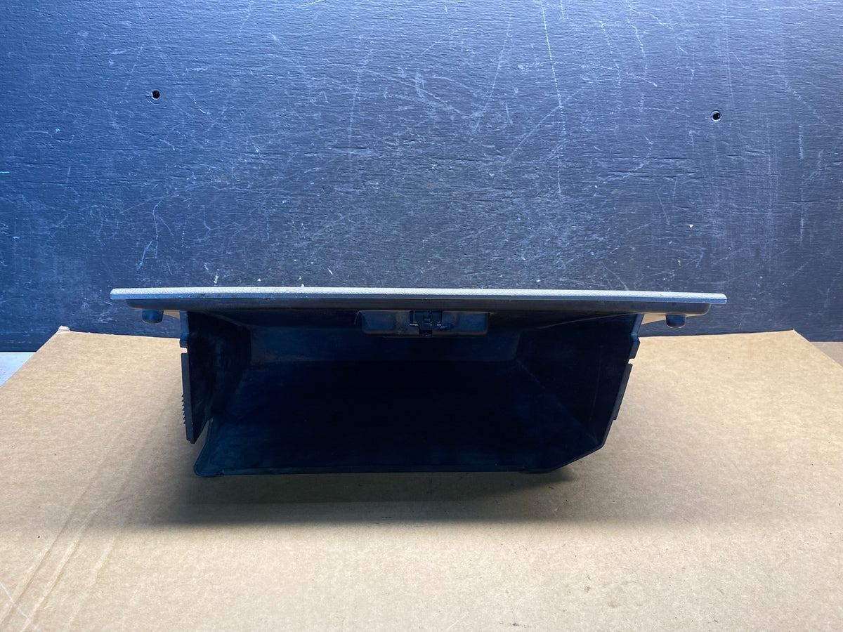 2008 - 2010 Ford F250 F350 Front Right Passenger Storage Glove Box AH6976 DG3