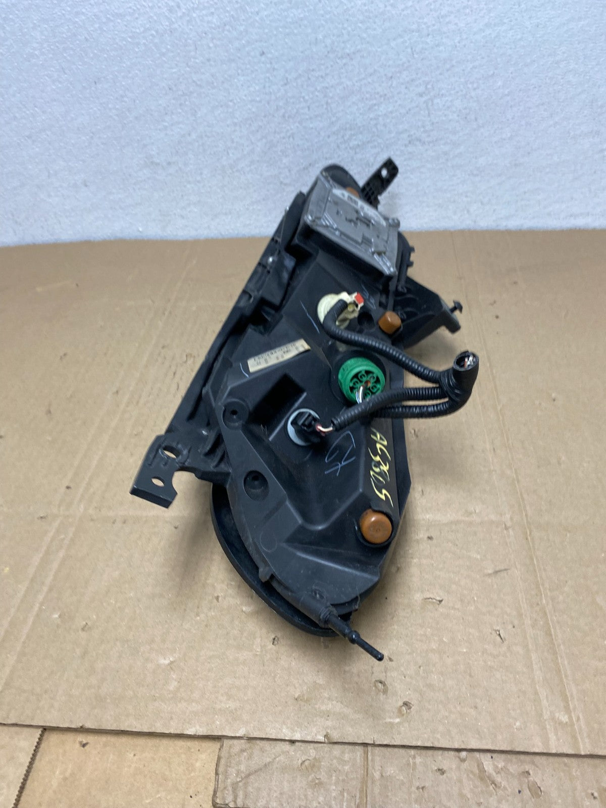 2014 - 2018 Jeep Cherokee Right Passenger RH Side LED Headlight Oem AC3805 DW6