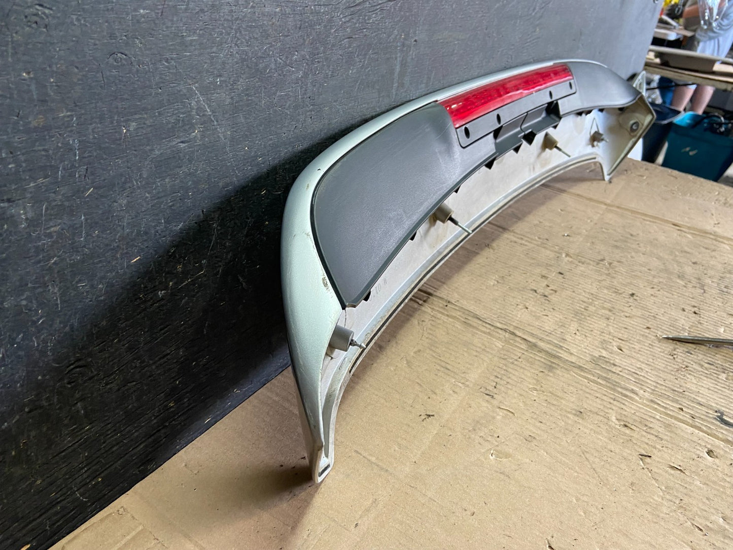 2002 to 2003 Mazda Protege 5 Rear Trunk Wing Spoiler Oem P8511 DG9