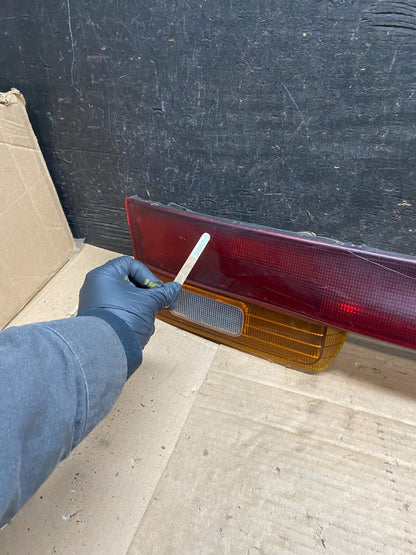 1995 to 1996 Subaru Legacy Wagon Trunk Mounted Center Tail Light Panel V3377 DG4