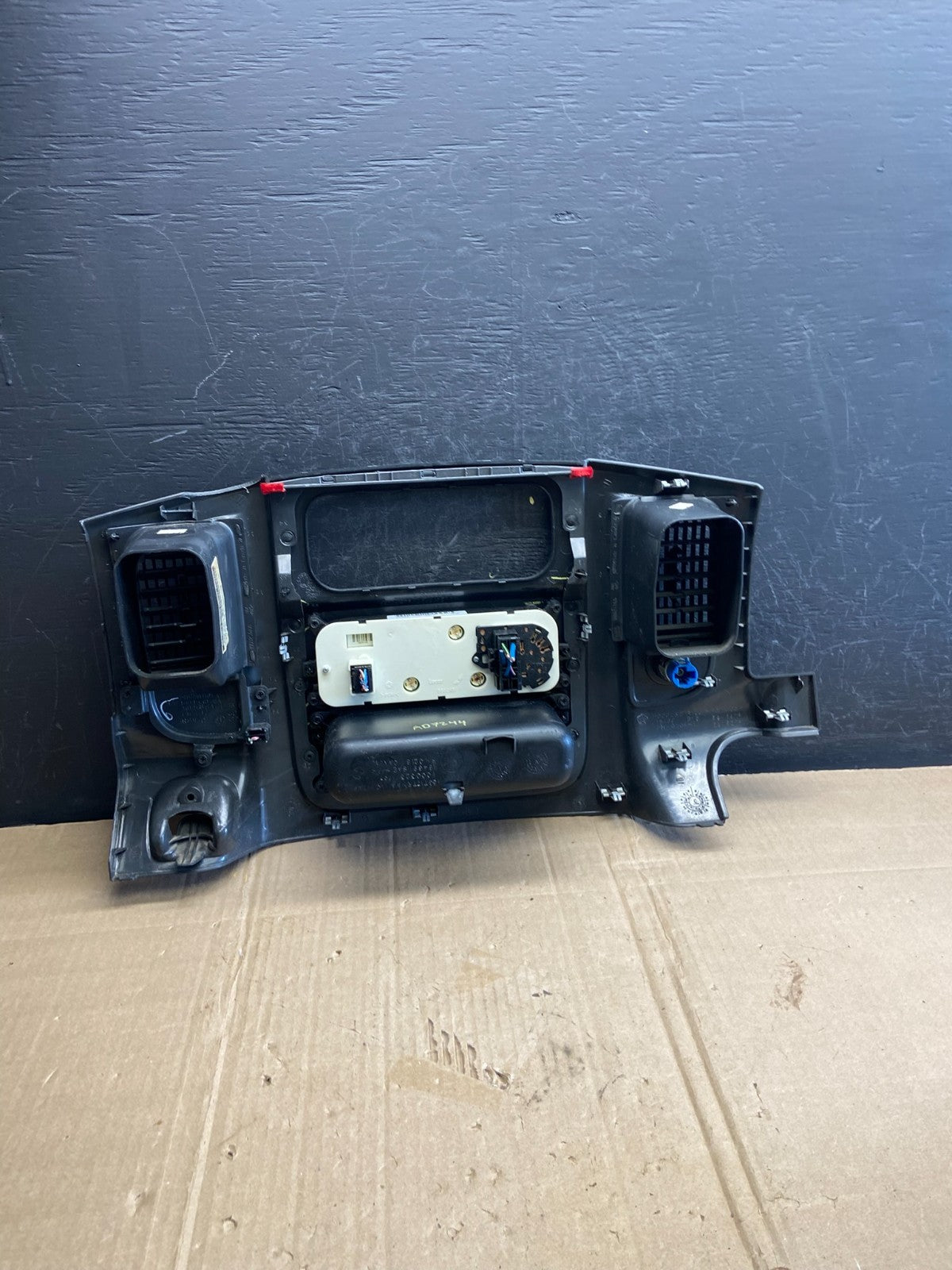 2002 to 2005 Dodge Ram Radio Climate Control Dash Air Vent Bezel Trim AD7244 DG4