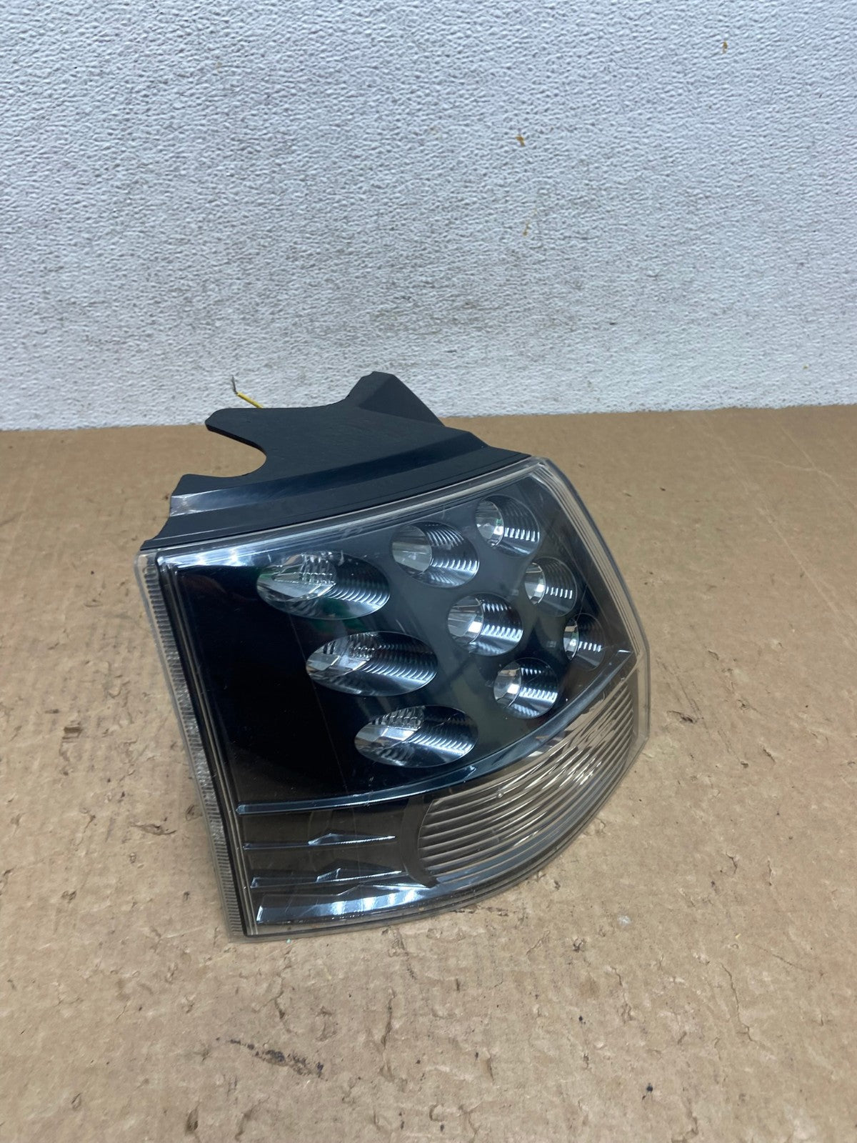 2007 to 2013 Mitsubishi Outlander Left Driver Lh Side Tail Light AG1221 LK2