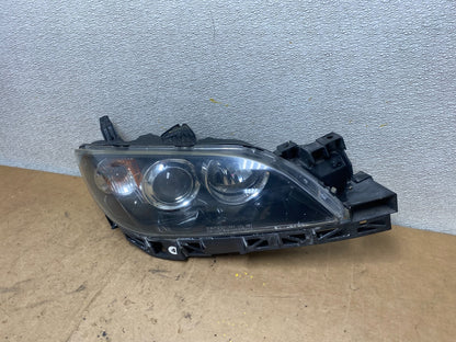 2004 to 2009 Mazda 3 Sedan Right Passenger Rh Side Headlight Oem X7248 GD1