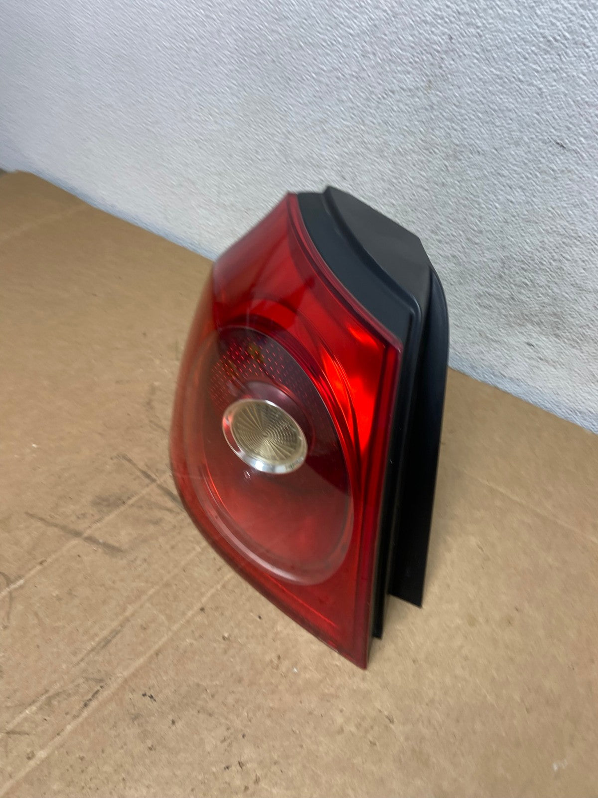 2006 2007 2008 Volkswagen Golf MK5 5 Left Driver LH Tail Light AD6203 LK1