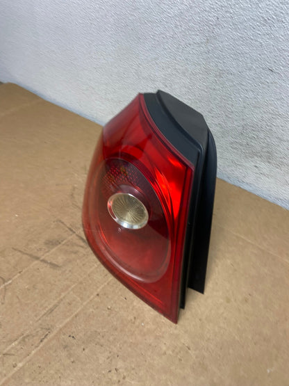2006 2007 2008 Volkswagen Golf MK5 5 Left Driver LH Tail Light AD6203 LK1