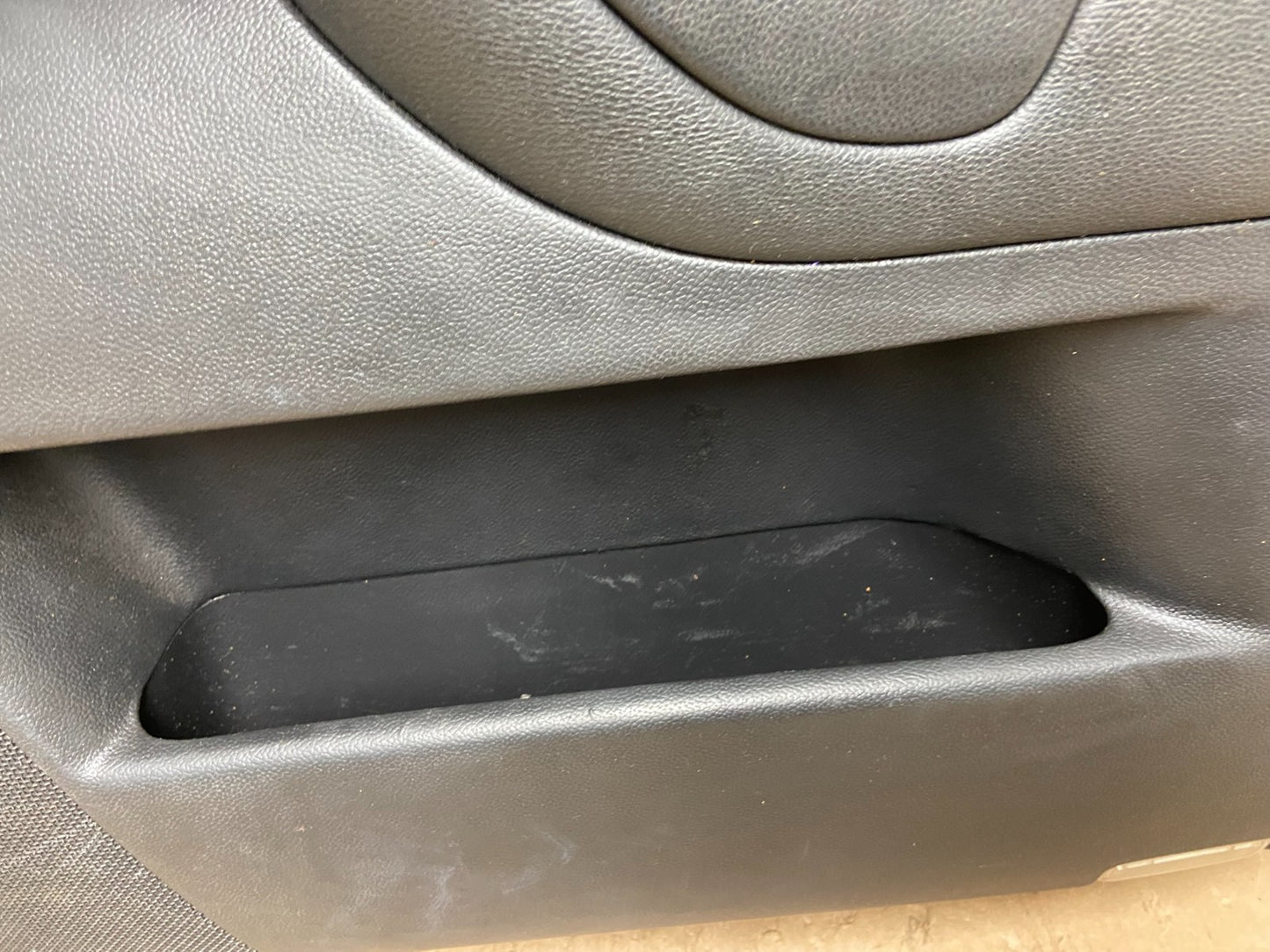 2009 to 2012 Infiniti EX35 Front Right Passenger RH Door Trim Panel Y3197 DG4