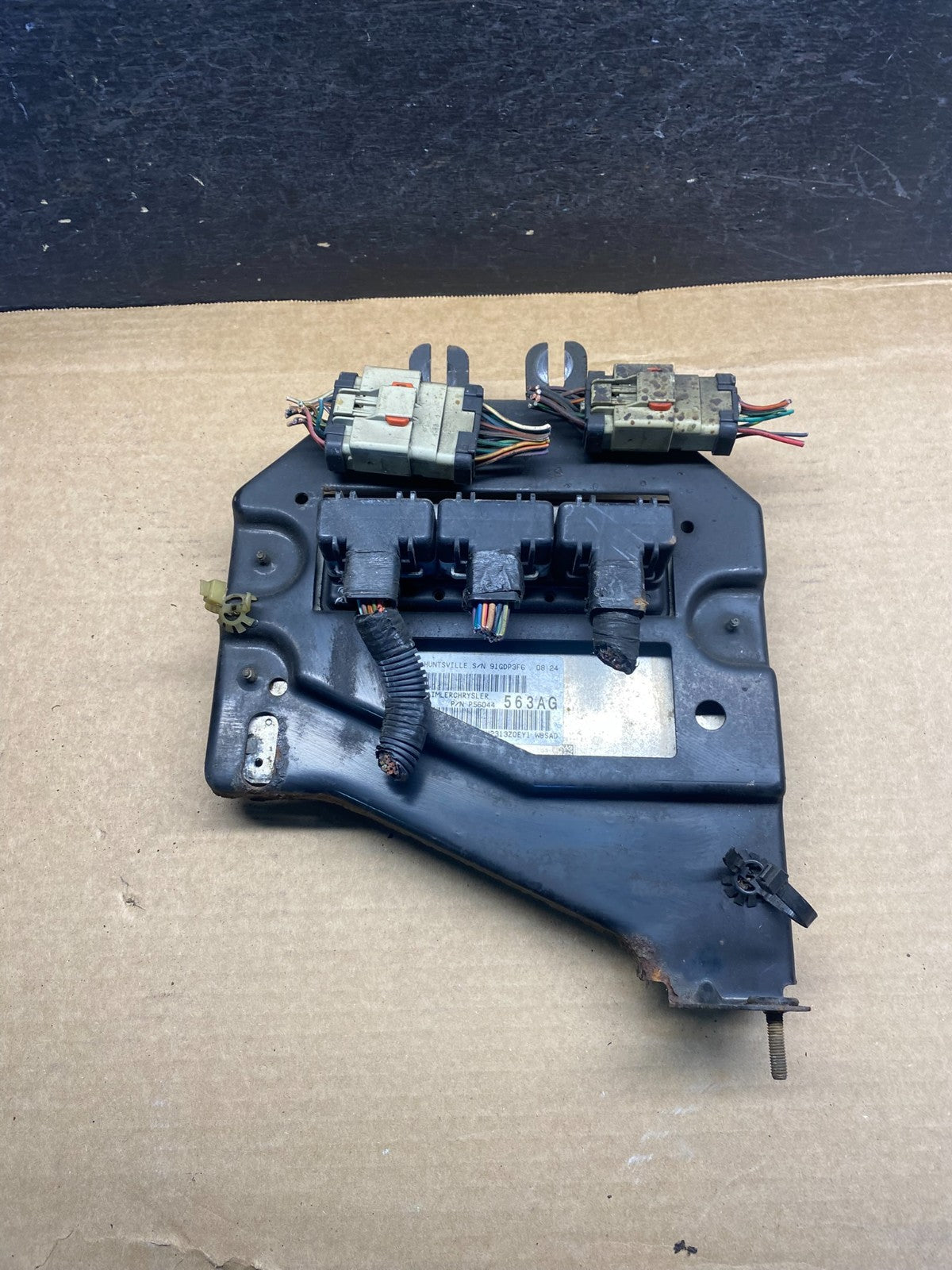 2004 Jeep Grand Cherokee 4.0L ECM ECU Engine Control Computer Module AH4901 DG0