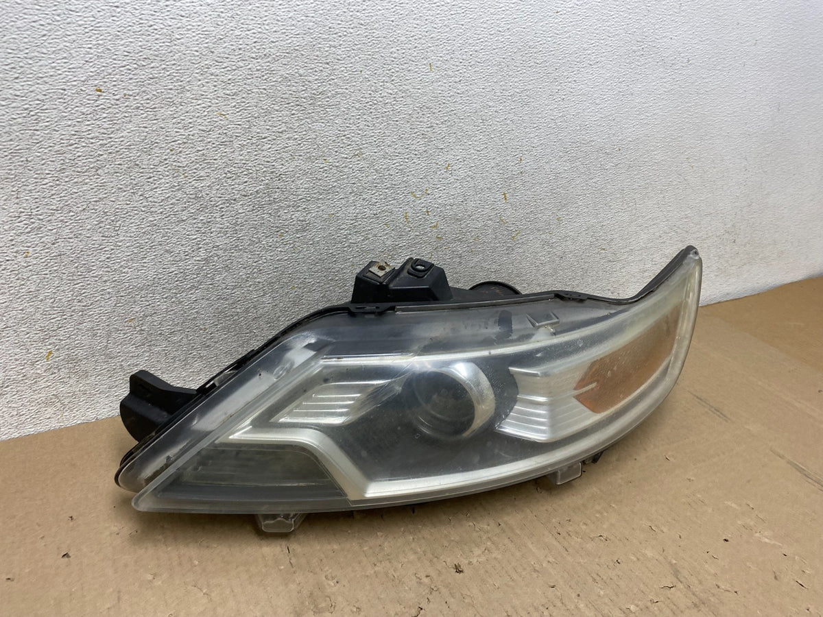 2010 2011 2012 Ford Taurus Left Driver LH Halogen Headlight AJ2147 DW2