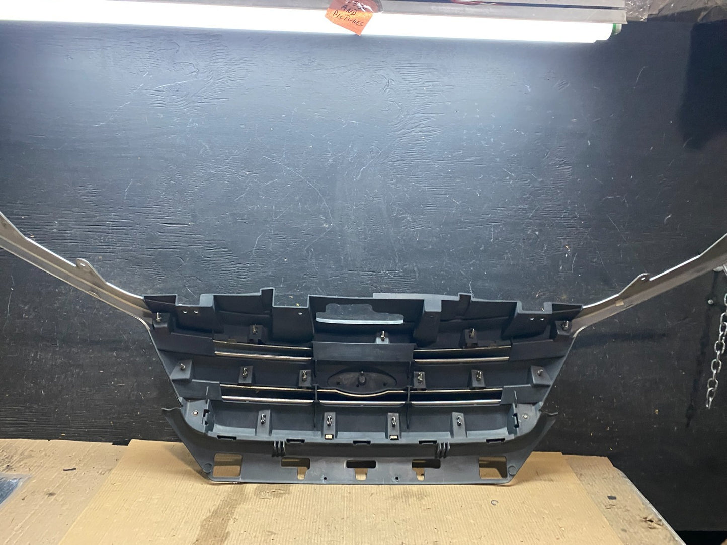 2010 2011 2012 Ford Fusion Front Upper Chrome Grill Grille OEM x3488 DG8