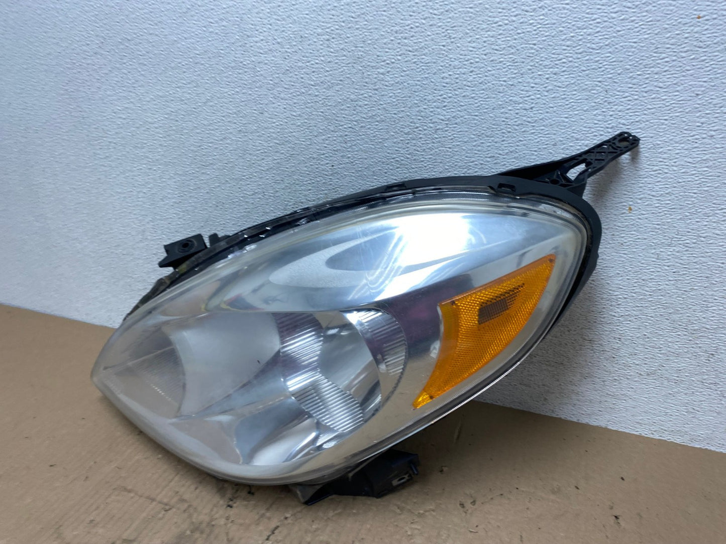 2012 2013 2014 Nissan Versa Sedan Headlight Left Driver LH AE8820 LK1