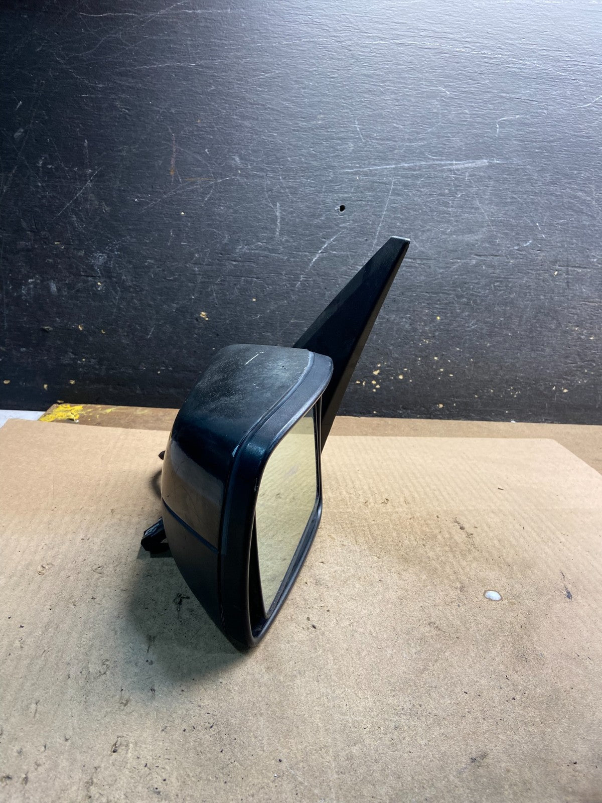2005 to 2009 Land Rover Range Rover Left Driver View Door Mirror OEM Z5518 MS10