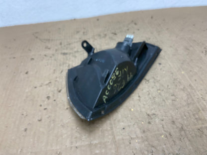 1996 to 1998 Mazda MPV Front Passenger Right Side Turn Signal AC0086 DG6
