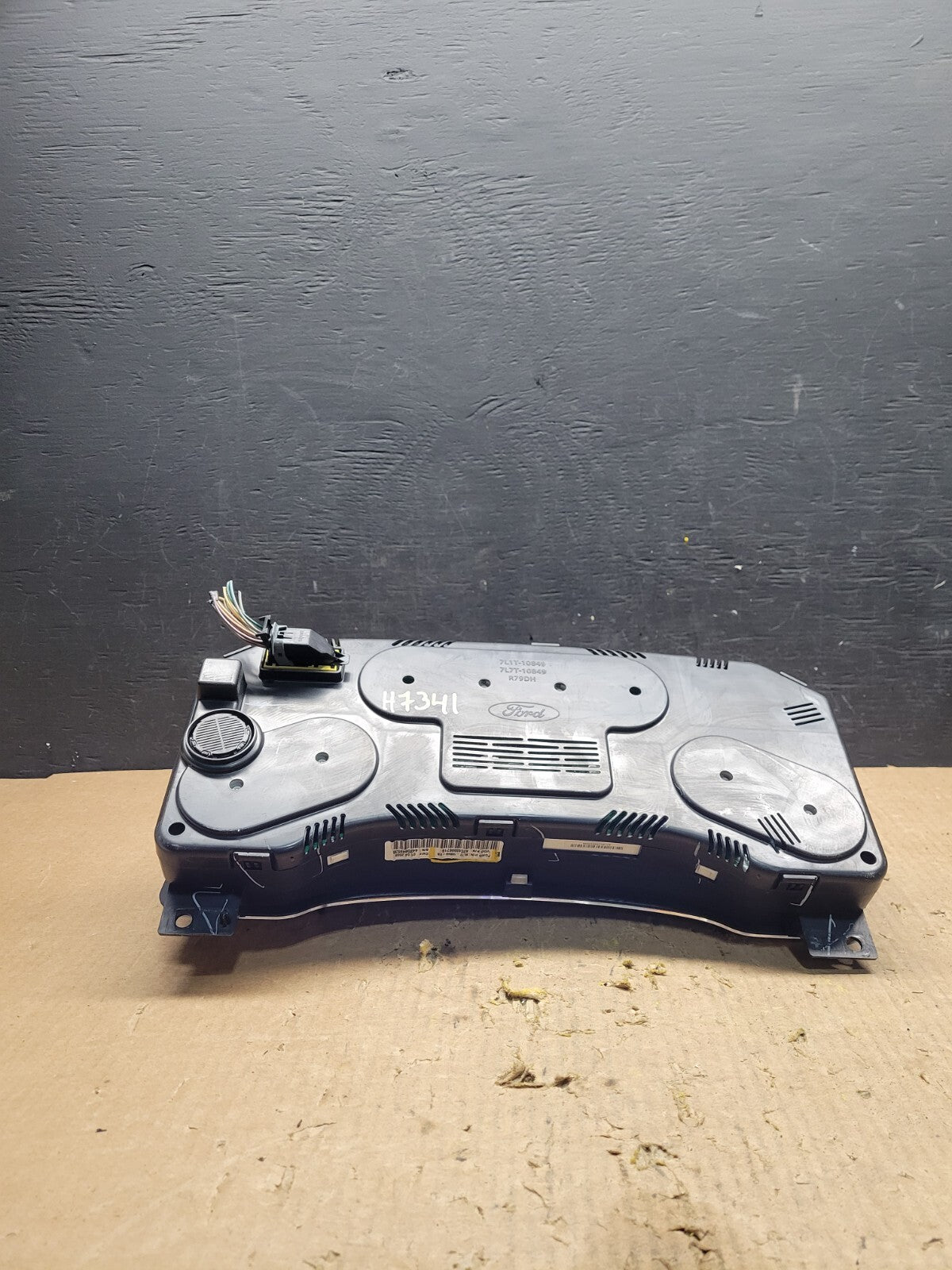 2007 2008 Ford Expedition Speedometer Cluster Gauge 8l1t-10849-eb H7341 PS7