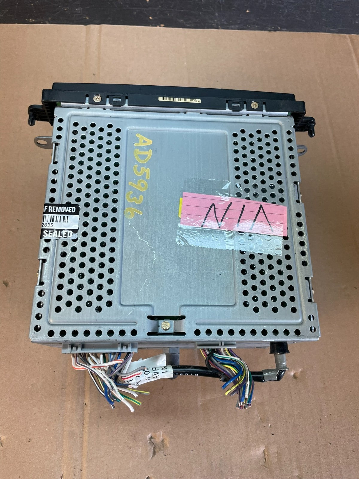 2008 - 2009 Ford Taurus X AM FM Radio MP3 6 Disc CD Player Auxiliary ad5936 DG6