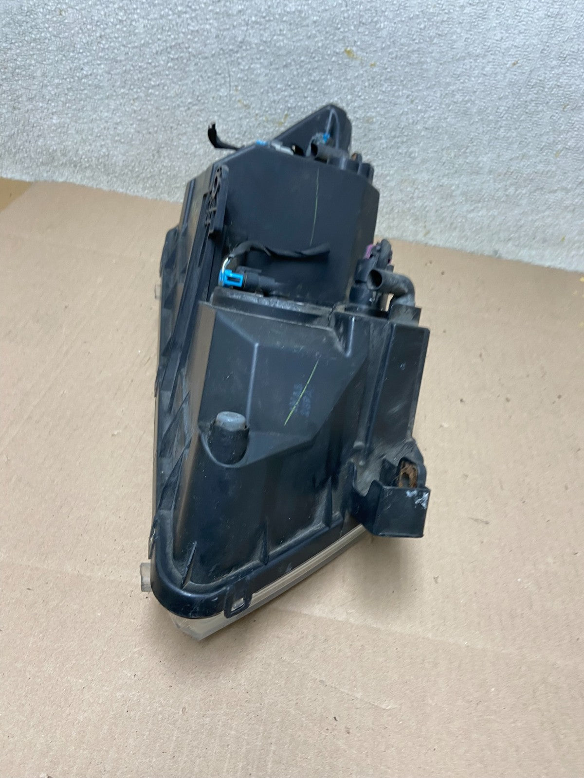 2009 to 2017 Dodge Journey Headlight Left Driver Lh Side Halogen AA0273 DW6