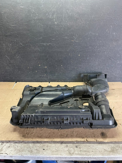 2011 to 2014 Volkswagen Jetta Beetle 2.5L Passat Engine Cover 07k129601G M27255