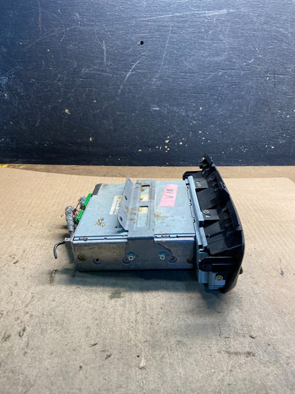 2005 to 2010 Honda Odyssey Am Fm Cd Player Radio Receiver z8706 DG2
