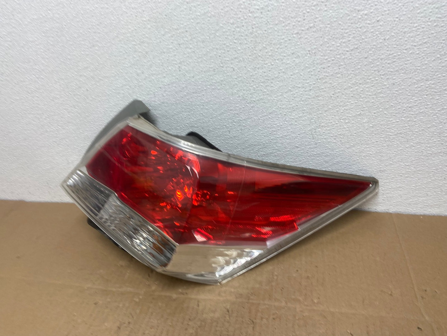 2008 to 2012 Honda Accord Sedan Tail light Right Passenger RH Side AB8165 LK1