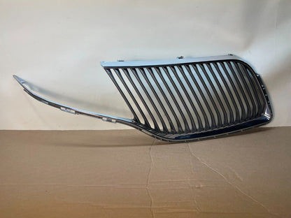 2013 to 2016 Lincoln MKT Right Passenger Side Grille Grill AH8836 DG0