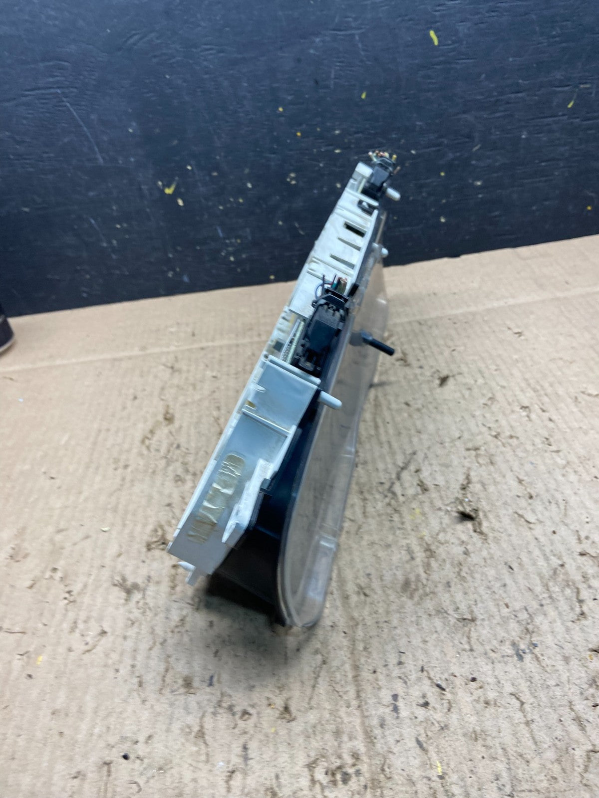 2004 to 2008 Ford E150 E250 E350 Gauge Speedometer Cluster Q1081 DG1