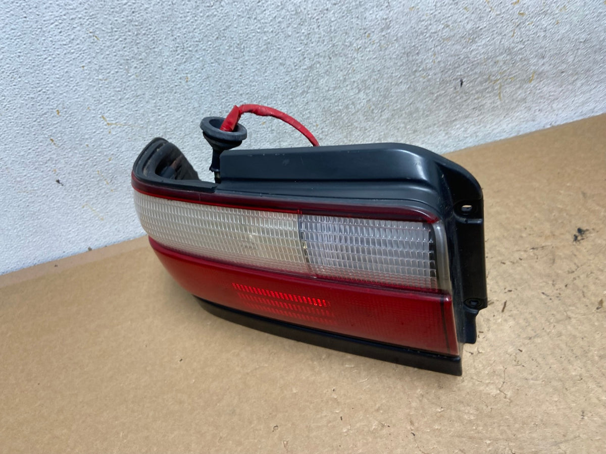 1996 to 1997 Toyota Corolla Left Driver Lh Side Tail Light AI3540 LK1