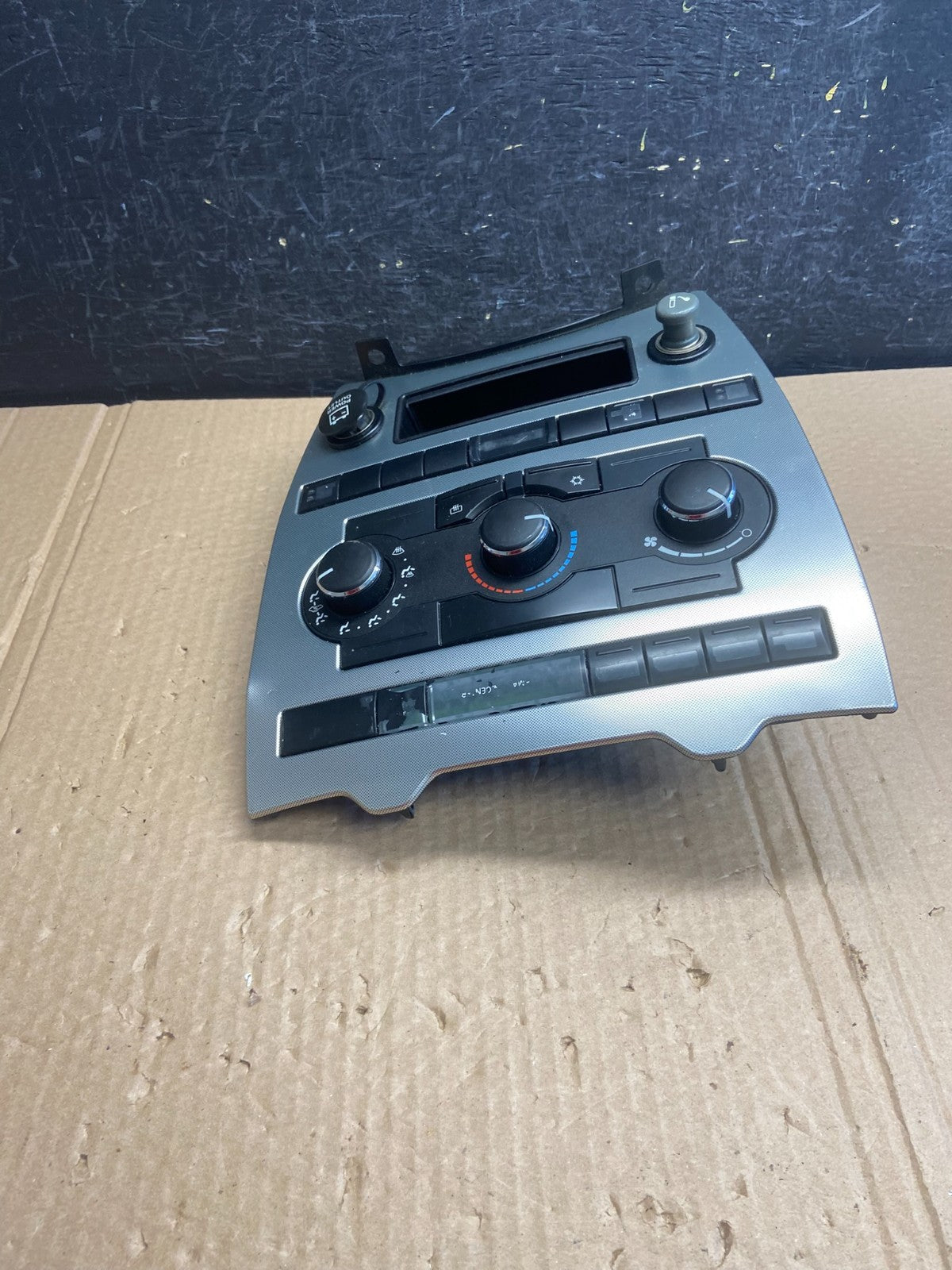 2005 to 2007 Jeep Commander Grand Cherokee A/C Climate Control Bezel AF6215 DG2
