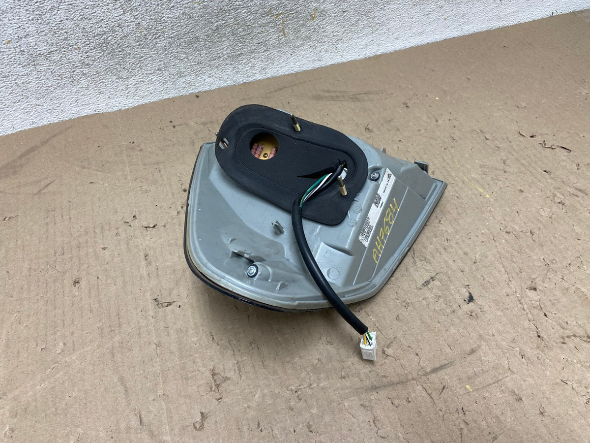 2006 to 2007 Lexus RX400 RX400H Right Passenger Side Tail Light DEPO AH7684 LK6